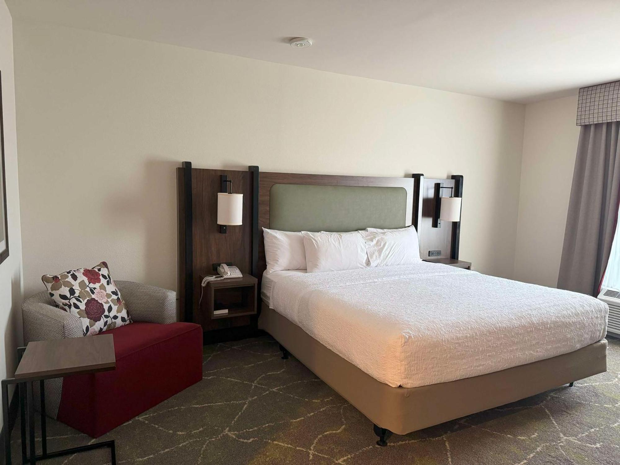 Hotel Hampton &