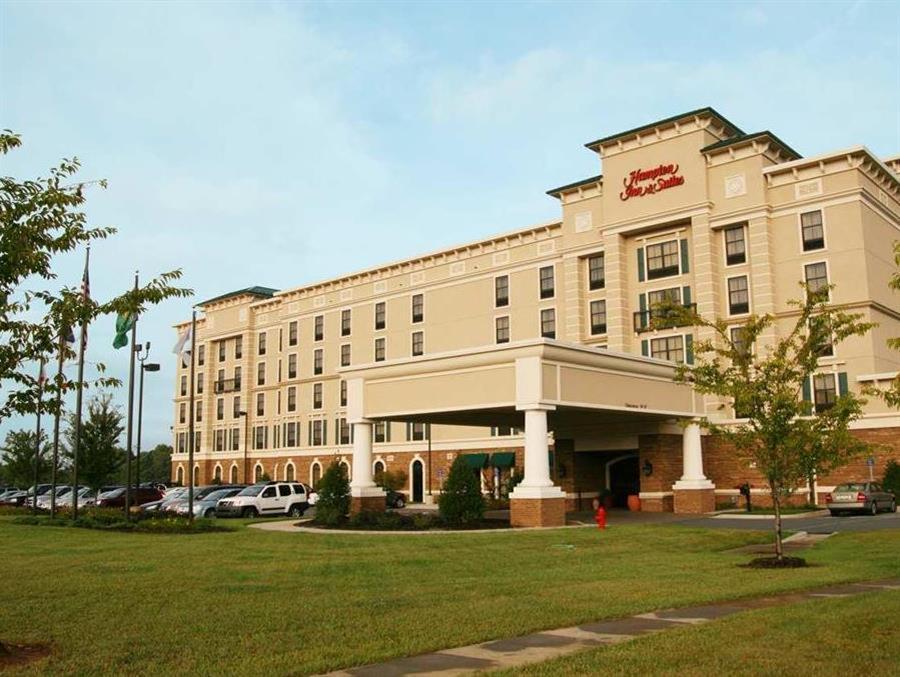 Hotel Hampton & Dobson