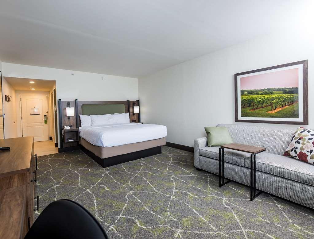 Hotel Hampton & 3*